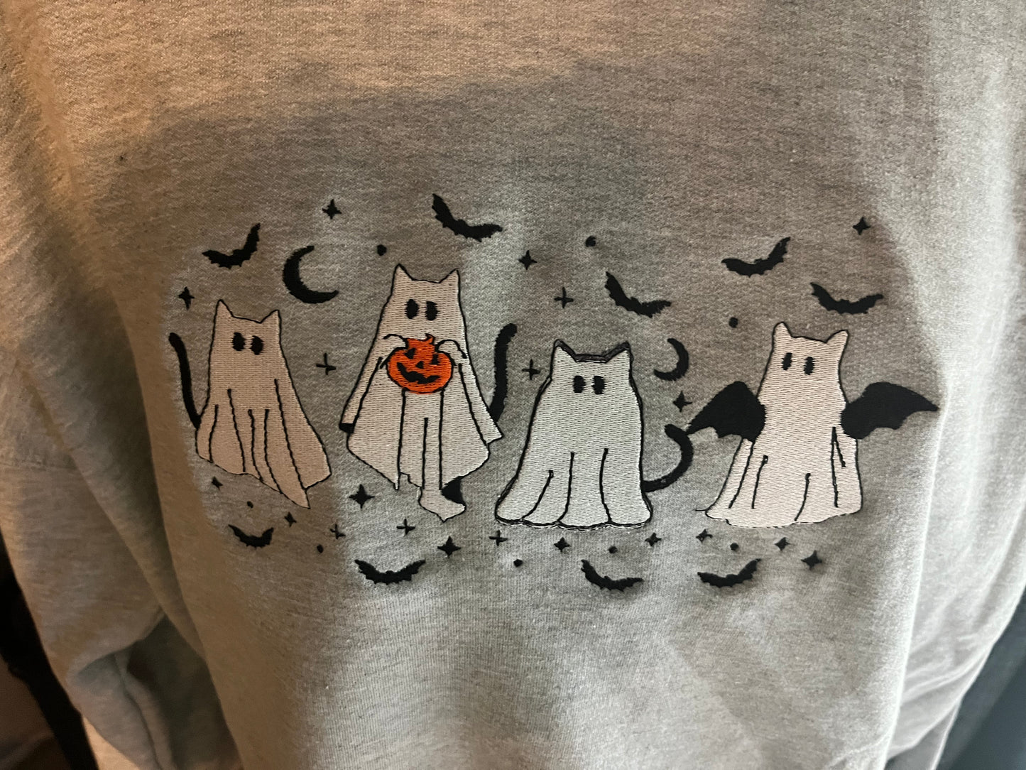 CAT HALLOWEEN EMBROIDERY