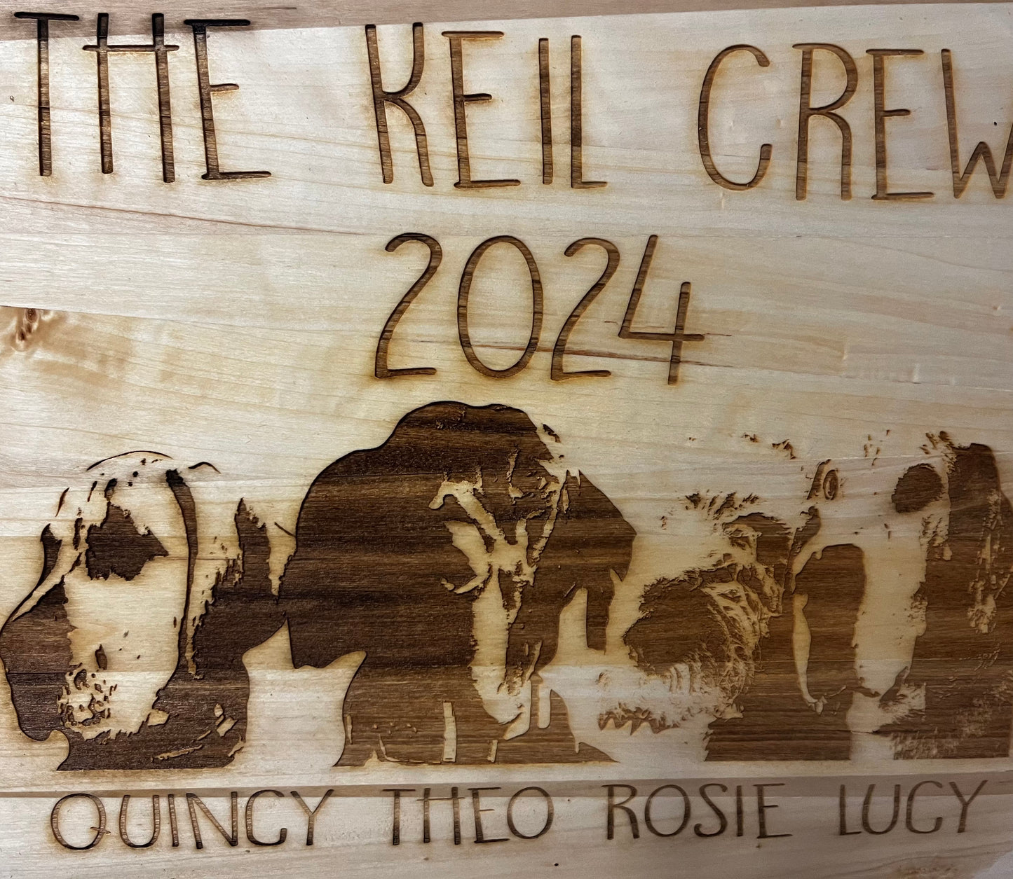 PET ENGRAVED WOODEN PIECE